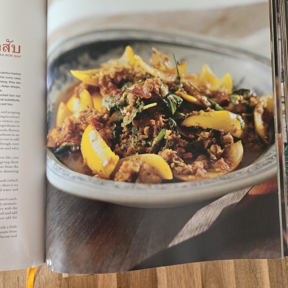 Thai Street Food by David Thompson - Picture 4 of 5